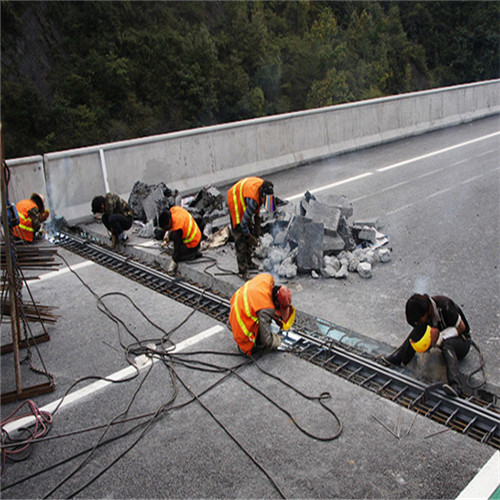 成都橋梁伸縮縫安裝如何才能更好？